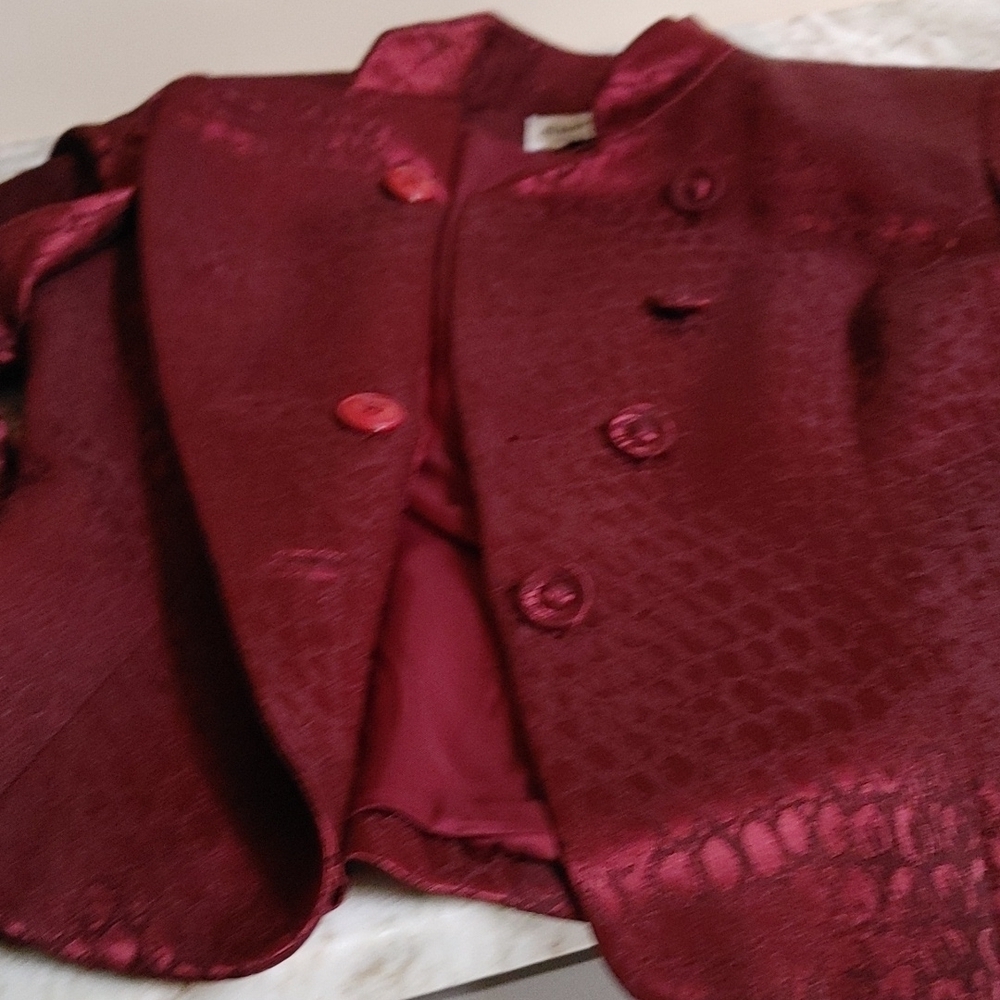 Wool & Silk Brocade Albert Nipon Petite Suit in Burgundy - Picture 13 of 16